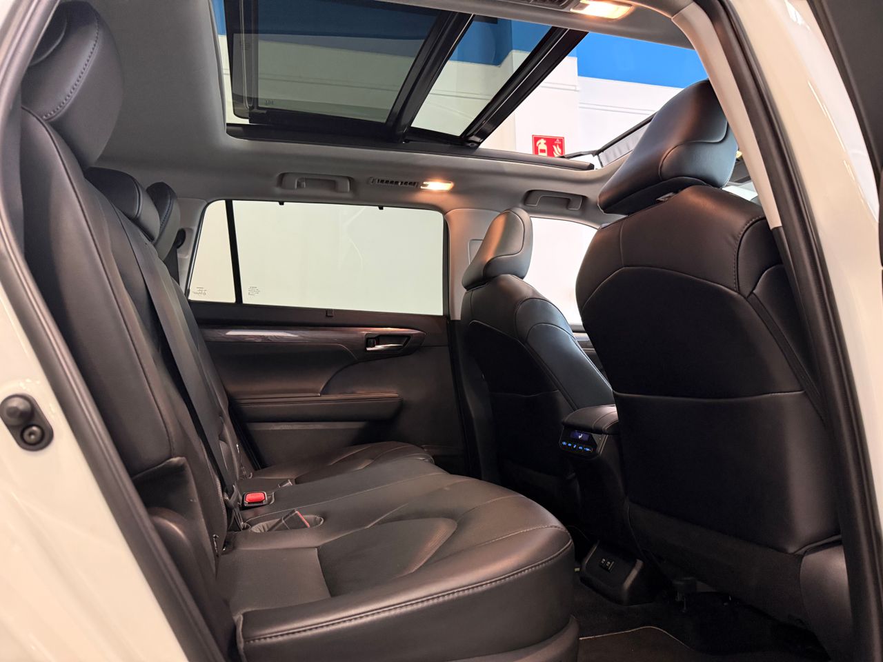 Toyota Highlander 2.5i HEV AWD AUTO - Foto 13