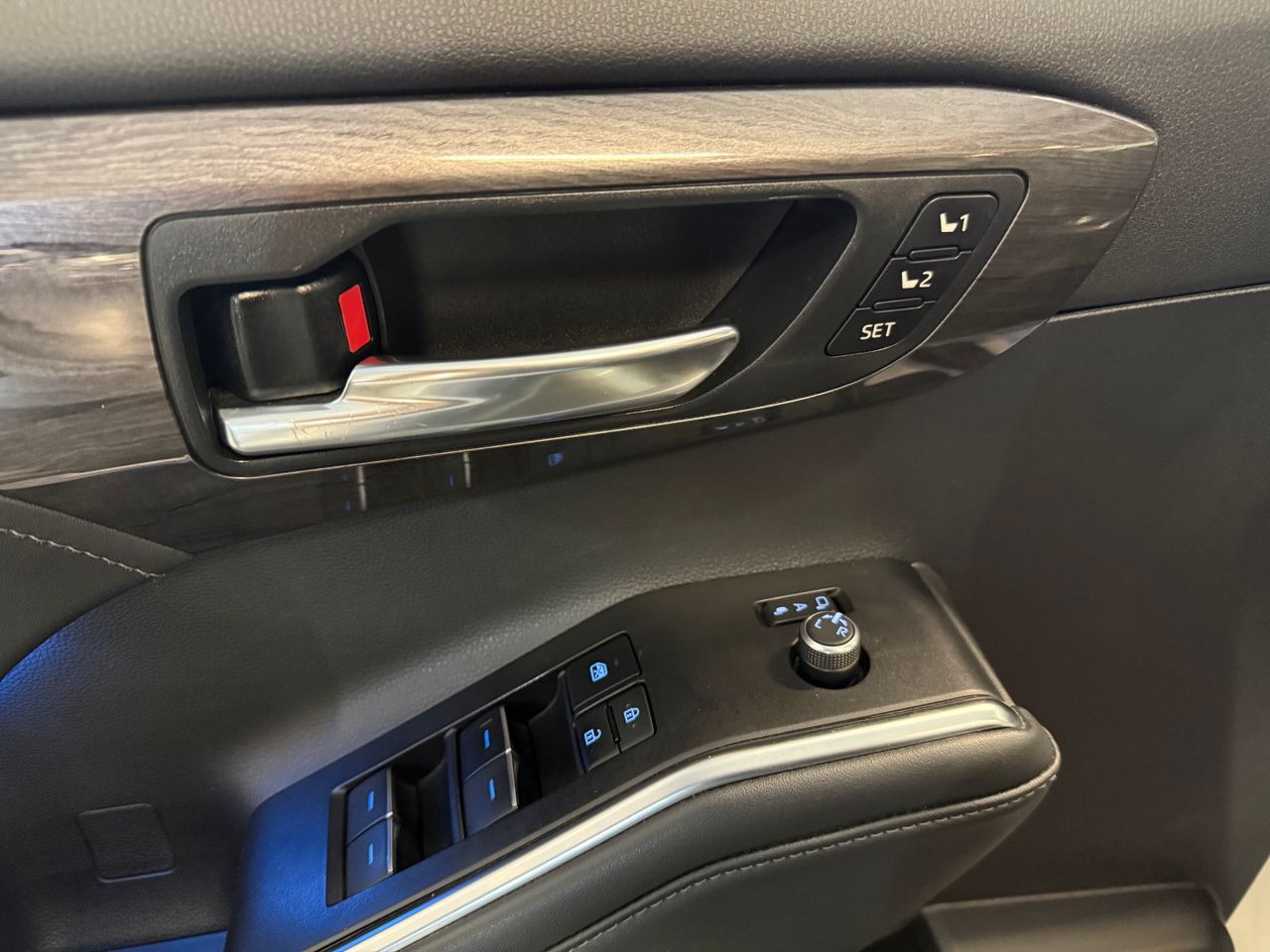 Toyota Highlander 2.5i HEV AWD AUTO - Foto 25