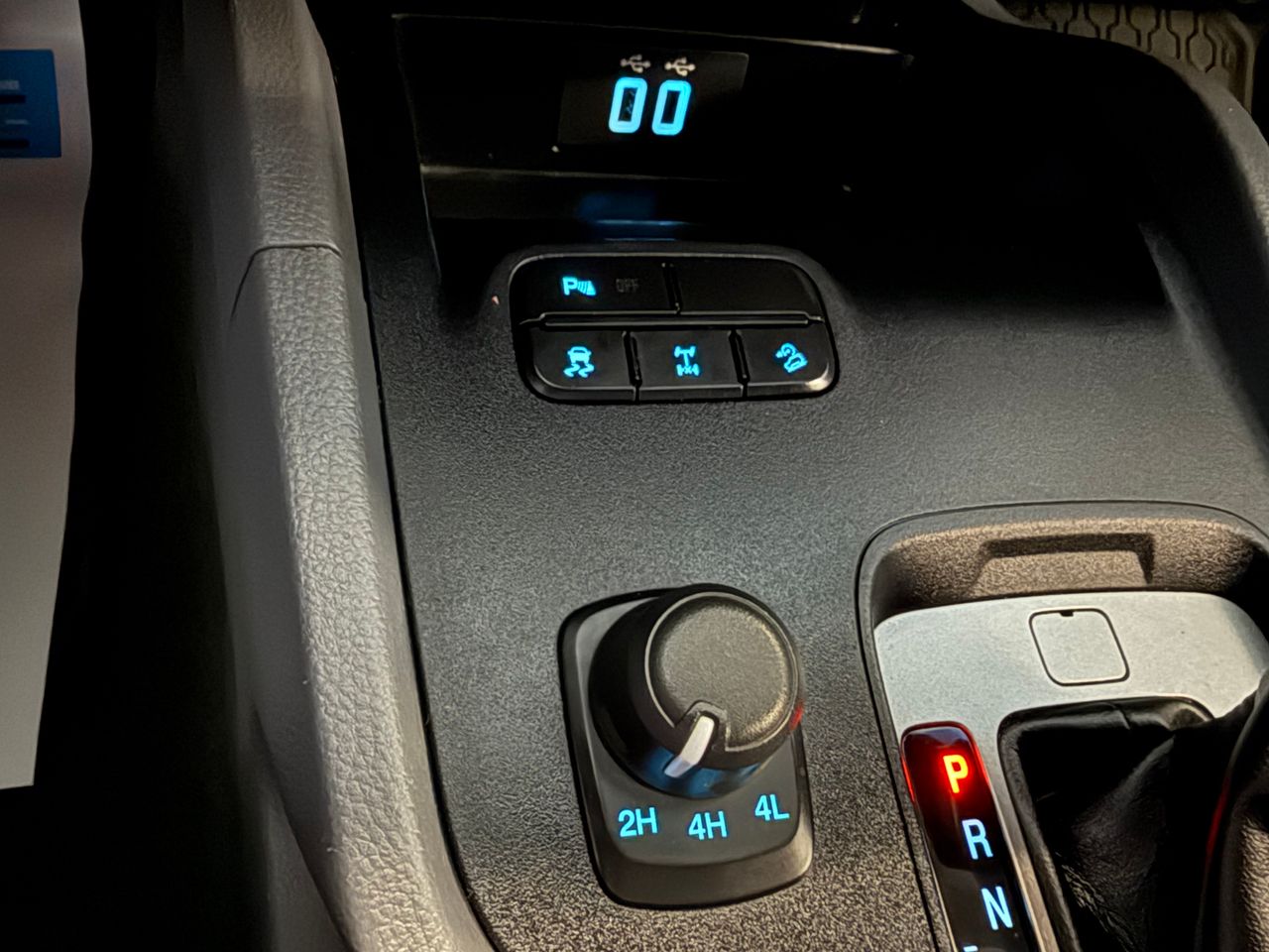 Ford Ranger 2.2 TDCI XLT LIMITED AUTO 4X4 - Foto 26