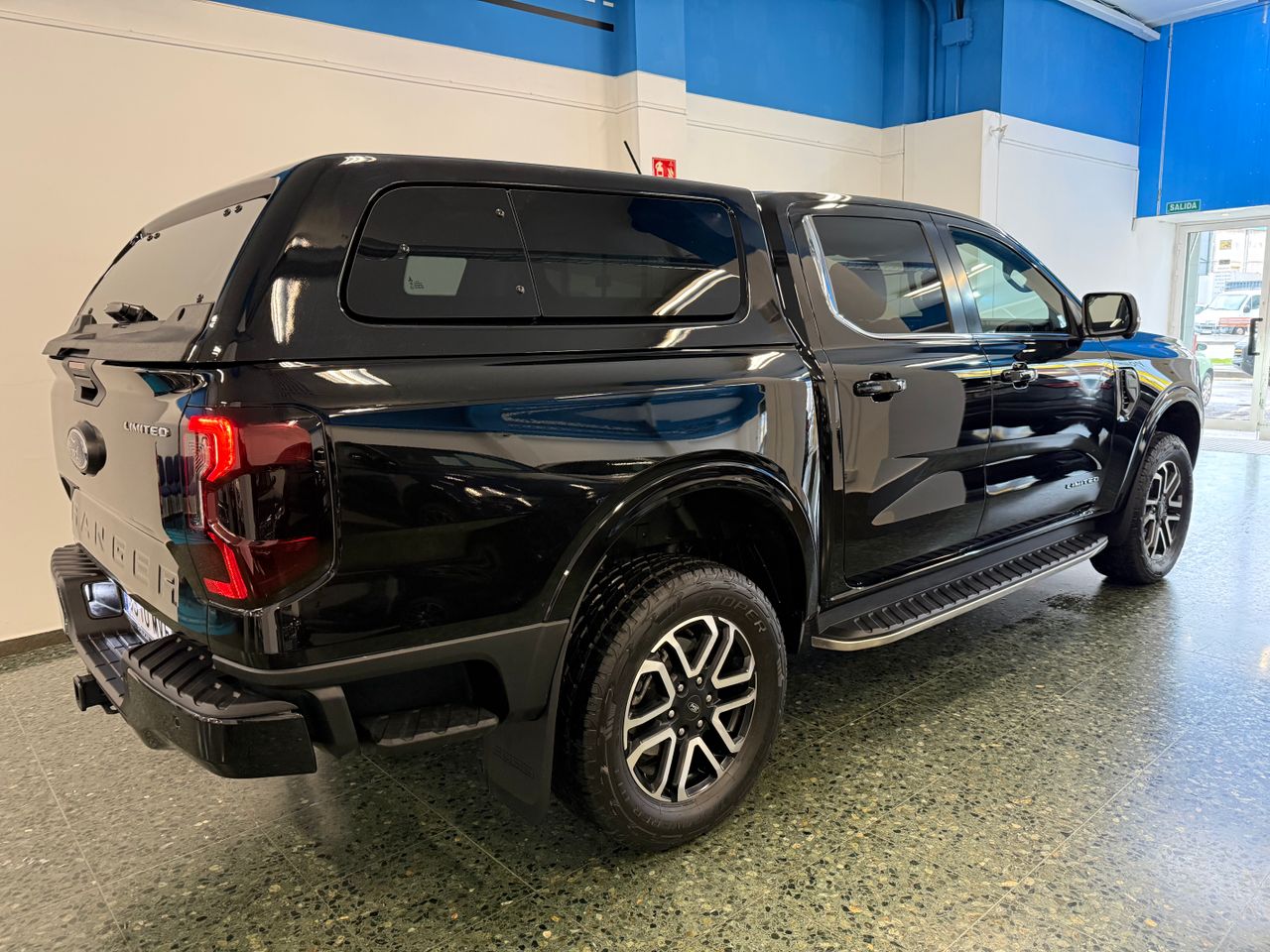 Ford Ranger 2.0 TDCI LIMITED 4X4 - Foto 17