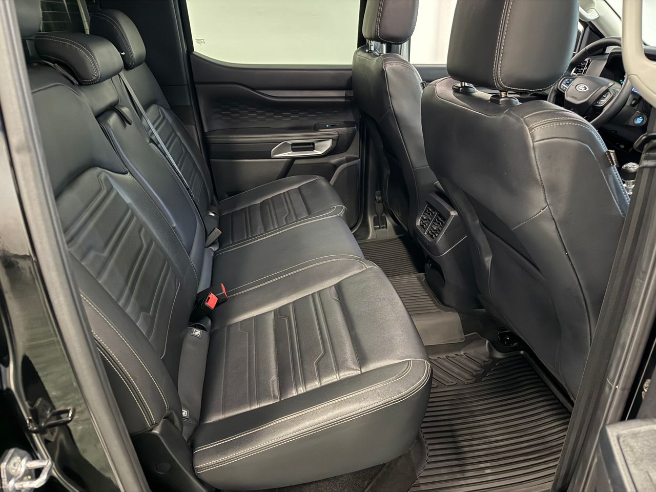 Ford Ranger 2.0 TDCI LIMITED 4X4 - Foto 10