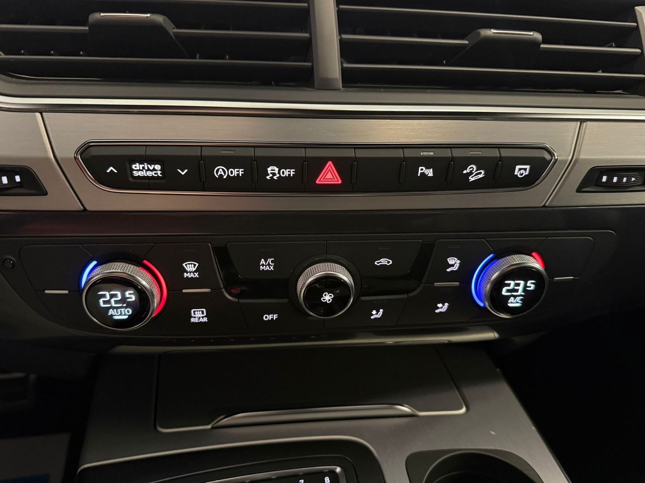 Audi Q7 50 TDI quattro Black line 7 plazas - Foto 28