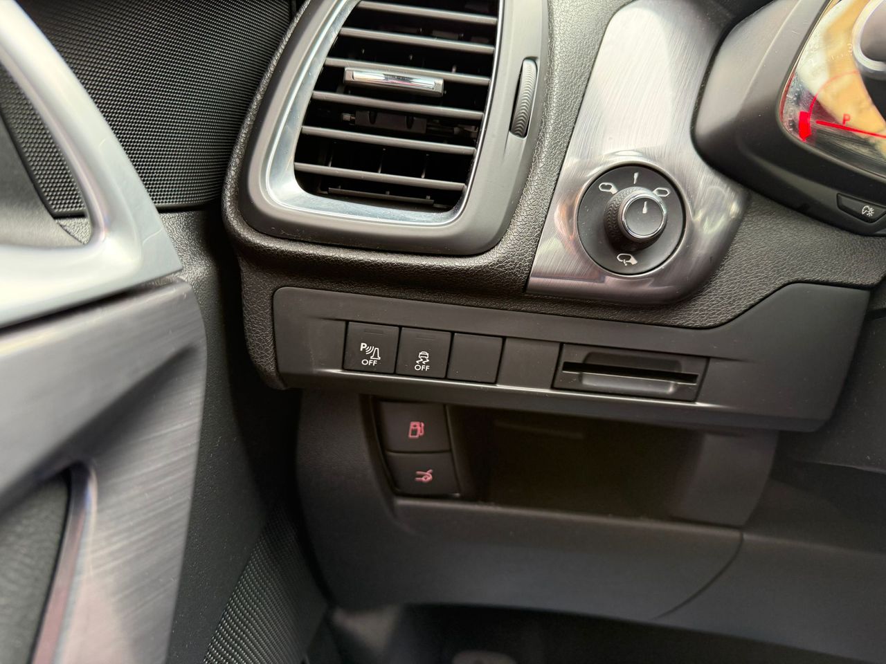 DS DS 5 2.0 HDI 180cv Style - Foto 23