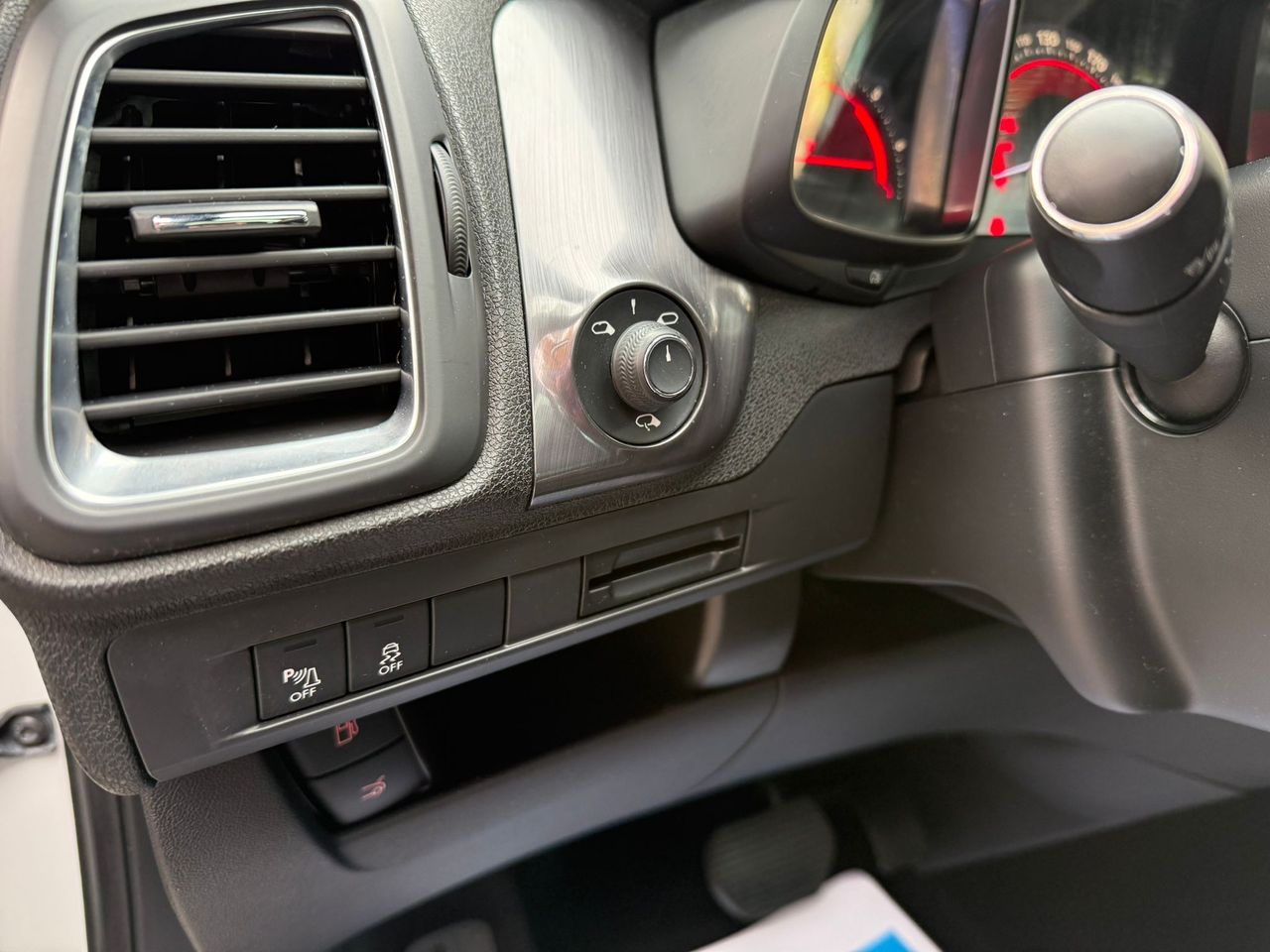 DS DS 5 2.0 HDI 180cv Style - Foto 19