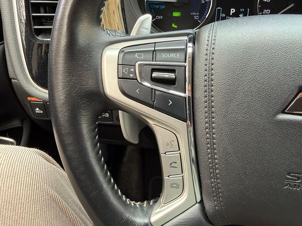 Mitsubishi Outlander 2.4 PHEV Kaiteki 4WD - Foto 19