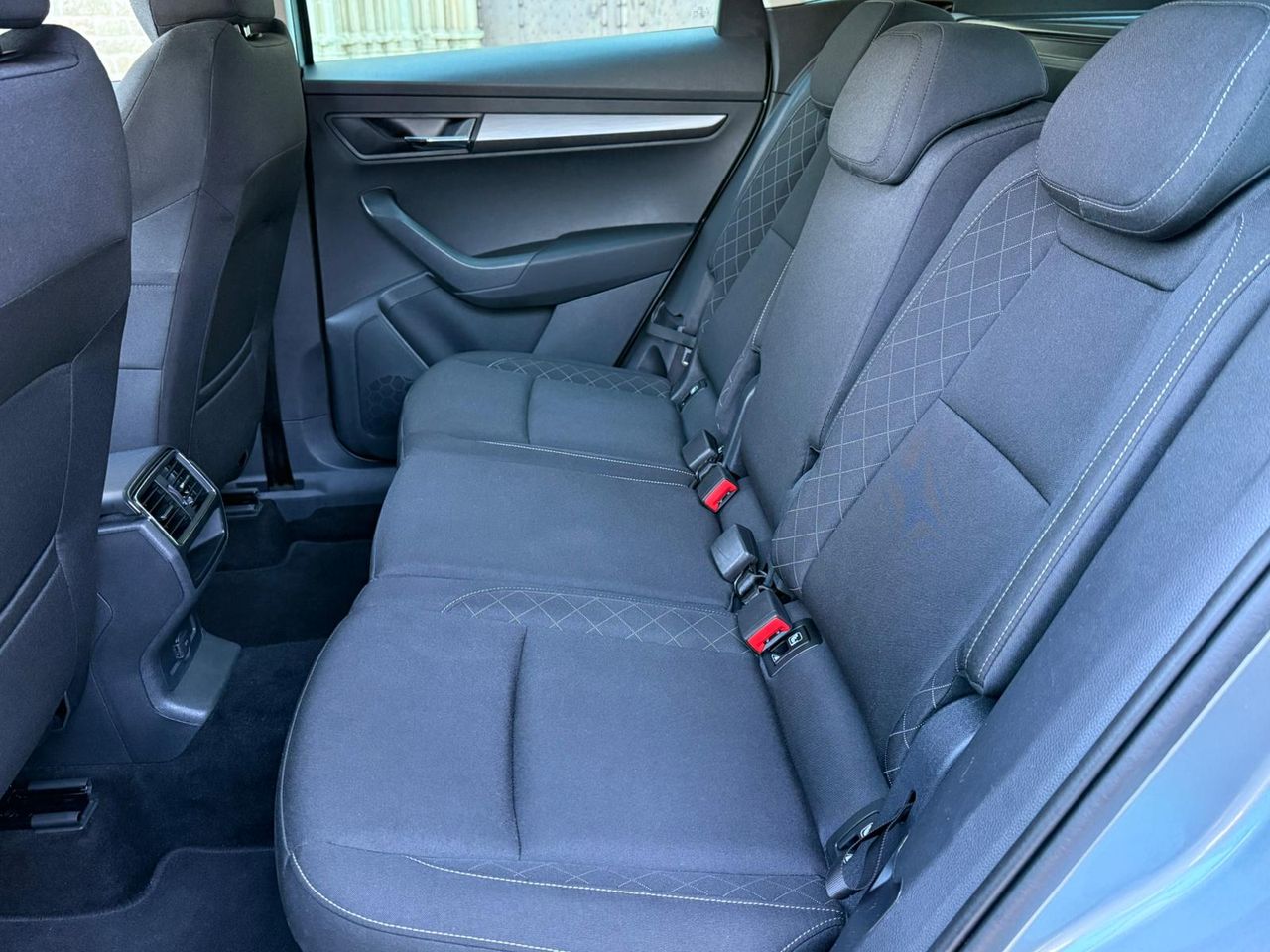 Skoda Karoq 1.5 TSI 150cv DSG Ambition - Foto 13