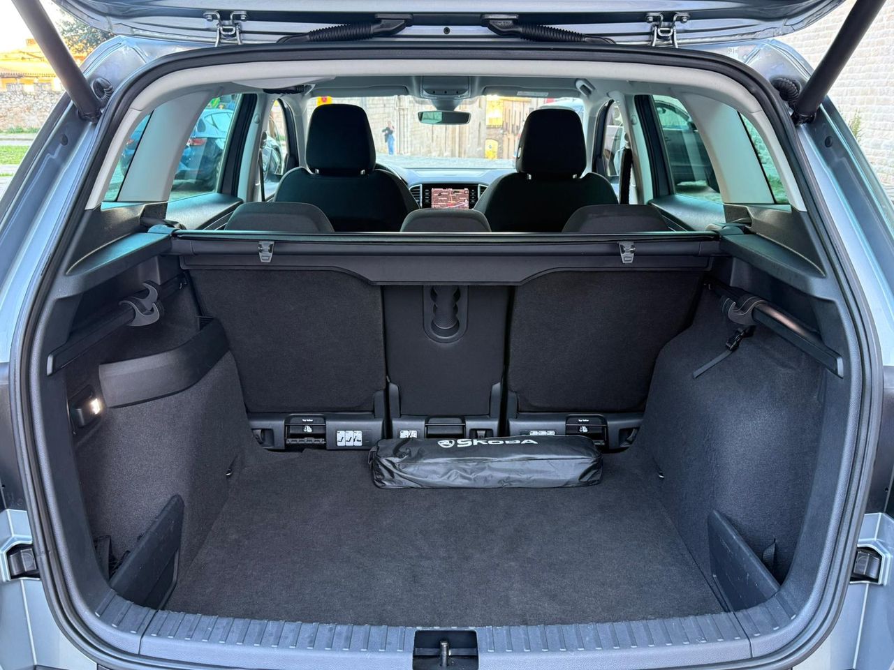 Skoda Karoq 1.5 TSI 150cv DSG Ambition - Foto 19