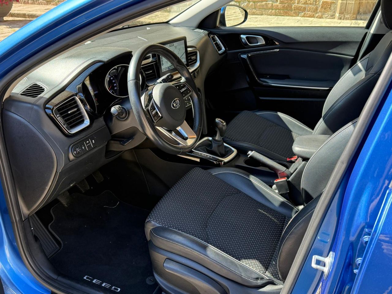 Kia Ceed 1.4 T-GDI 140cv Tech - Foto 13