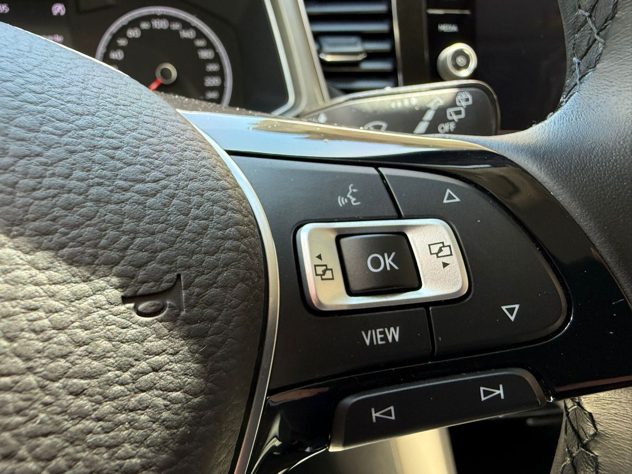 Volkswagen T-Roc T-Roc 1.0 TSI 110CV Advance R-Line 2022 de segunda mano en Barcelona