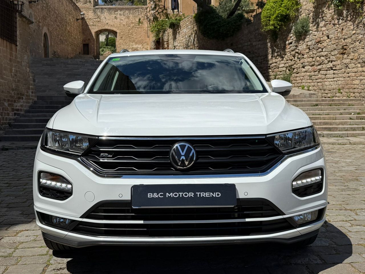 Volkswagen T-Roc T-Roc 1.0 TSI 110CV Advance R-Line 2022 de segunda mano en Barcelona