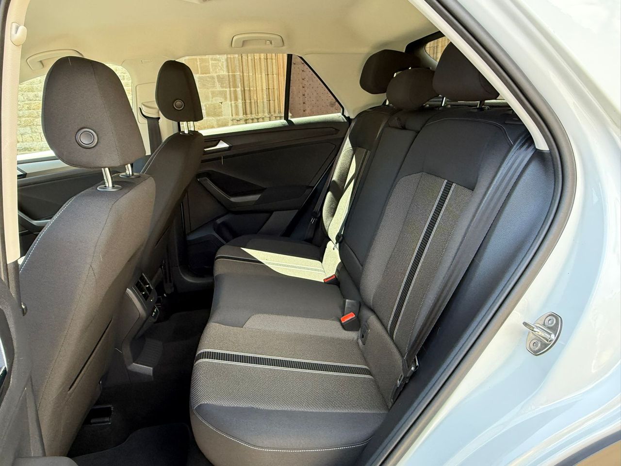 Volkswagen T-Roc T-Roc 1.0 TSI 110CV Advance R-Line 2022 de segunda mano en Barcelona