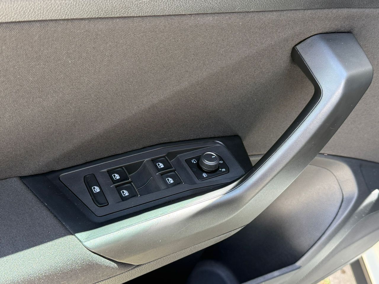 Volkswagen T-Roc T-Roc 1.0 TSI 110CV Advance R-Line 2022 de segunda mano en Barcelona