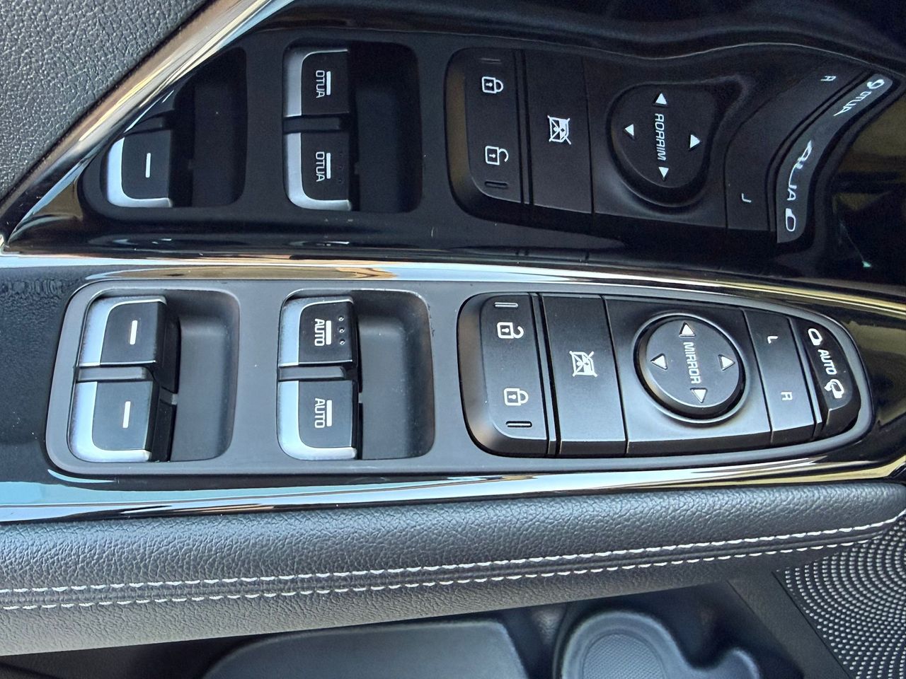 Kia Niro 1.6 GDI HEV Drive 141CV 2022 de segunda mano en Barcelona