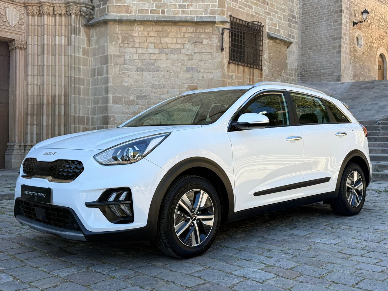Kia Niro 1.6 GDI HEV Drive 141CV 2022 de segunda mano en Barcelona