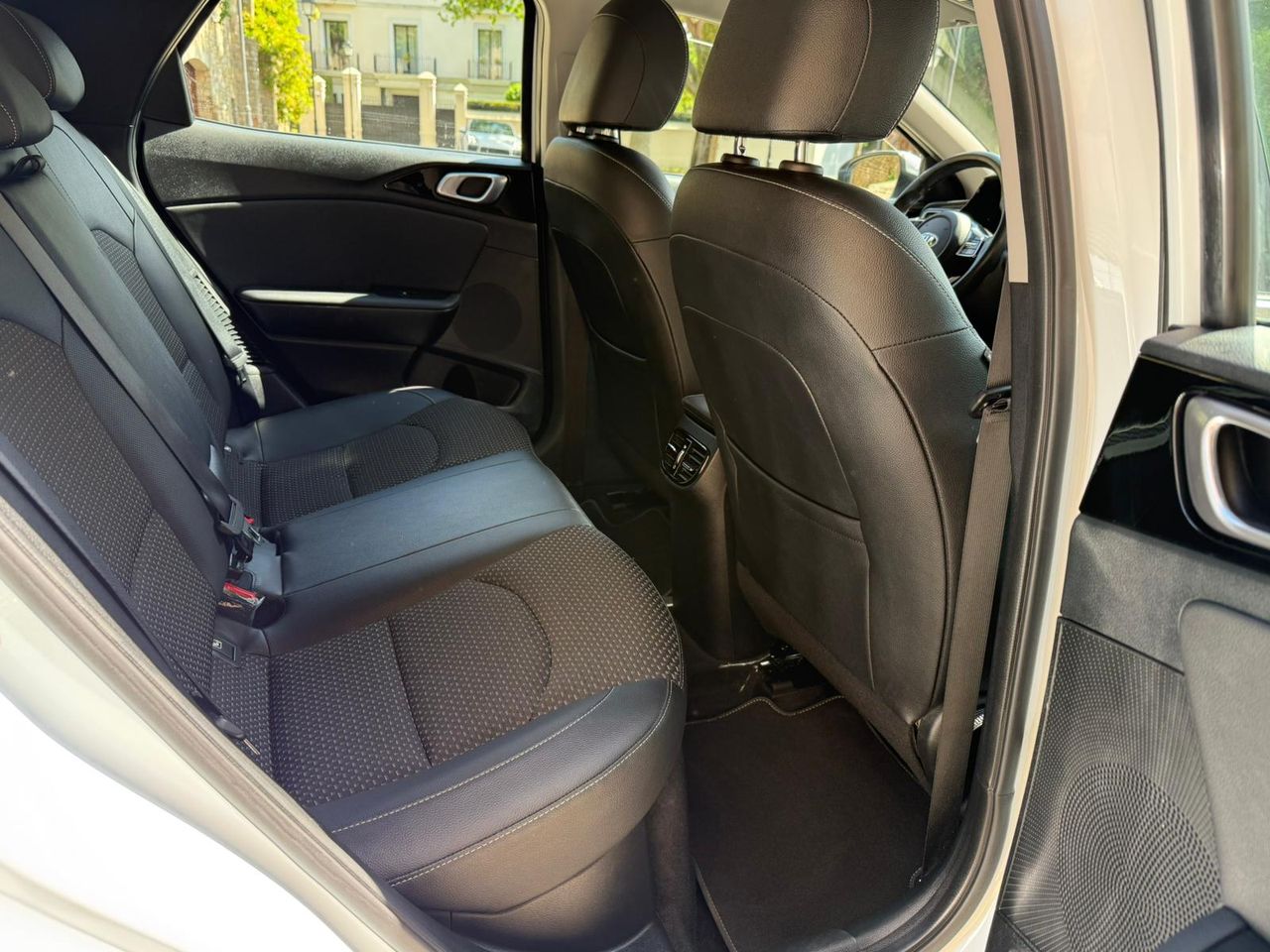 Kia XCeed 1.6 GDi PHEV eTech 141cv 2022 de segunda mano en Barcelona