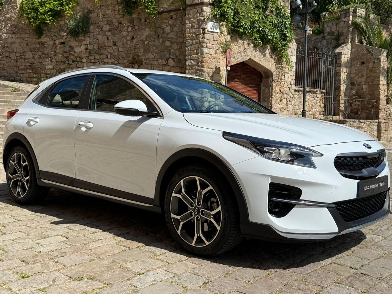 Kia XCeed 1.6 GDi PHEV eTech 141cv 2022 de segunda mano en Barcelona