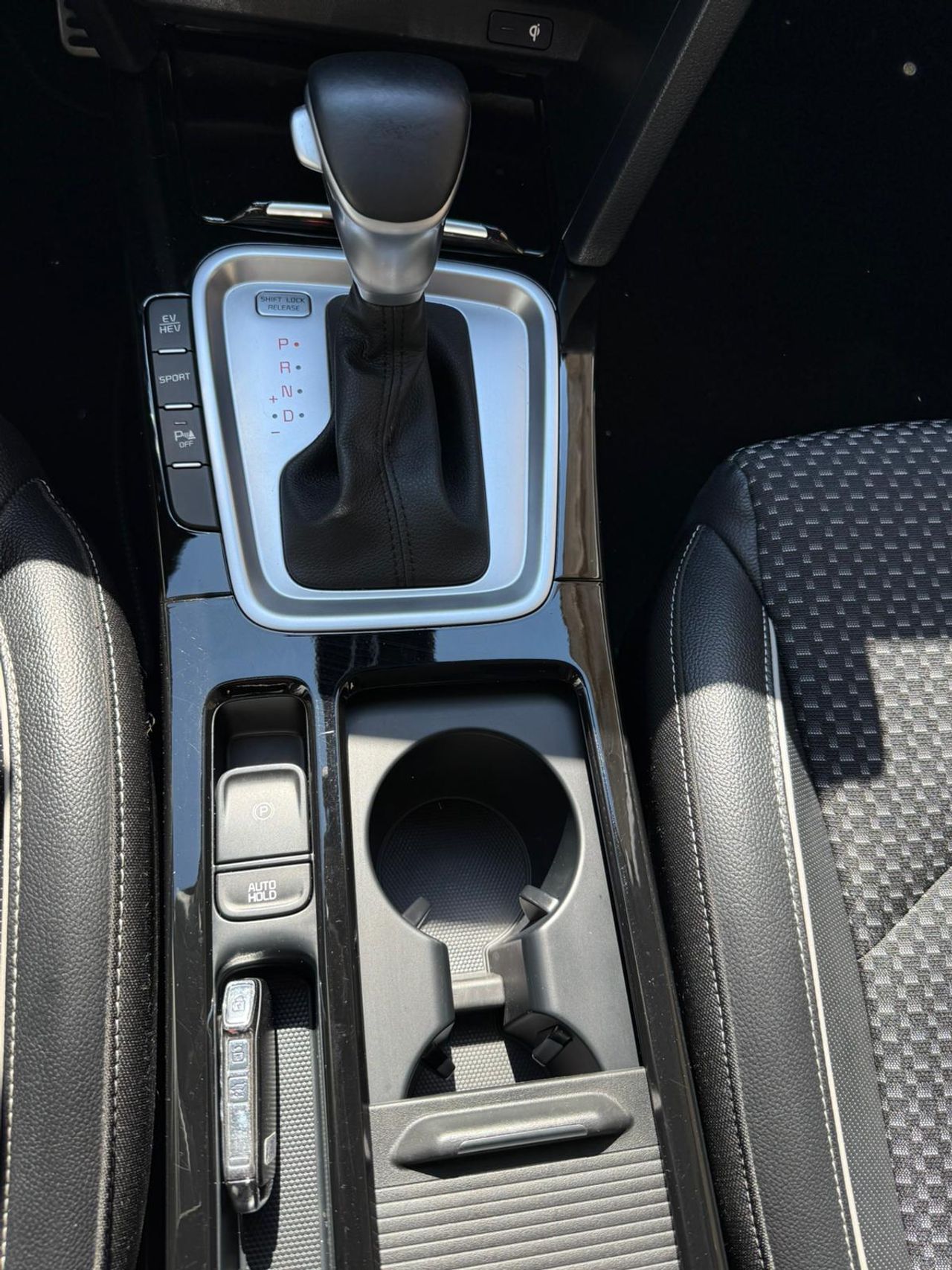 Kia XCeed 1.6 GDi PHEV eTech 141cv 2022 de segunda mano en Barcelona