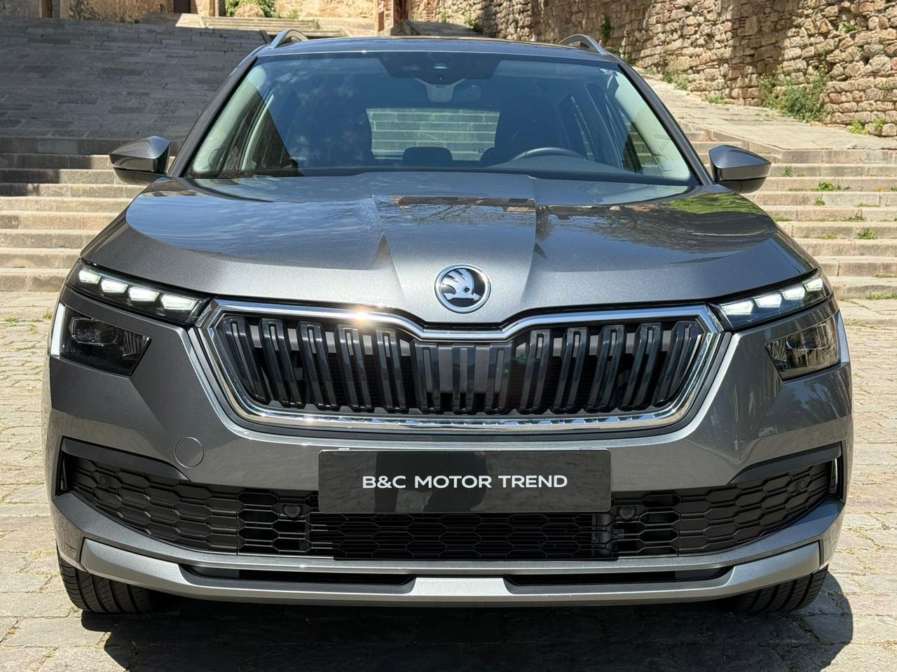 Skoda Kamiq 1.5 TSI DSG 150CV Style 2023 de segunda mano en Barcelona