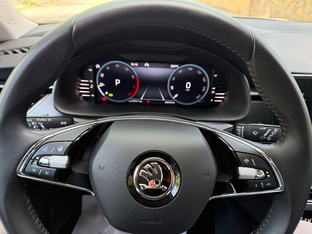 Skoda Kamiq 1.5 TSI DSG 150CV Style 2023 de segunda mano en Barcelona