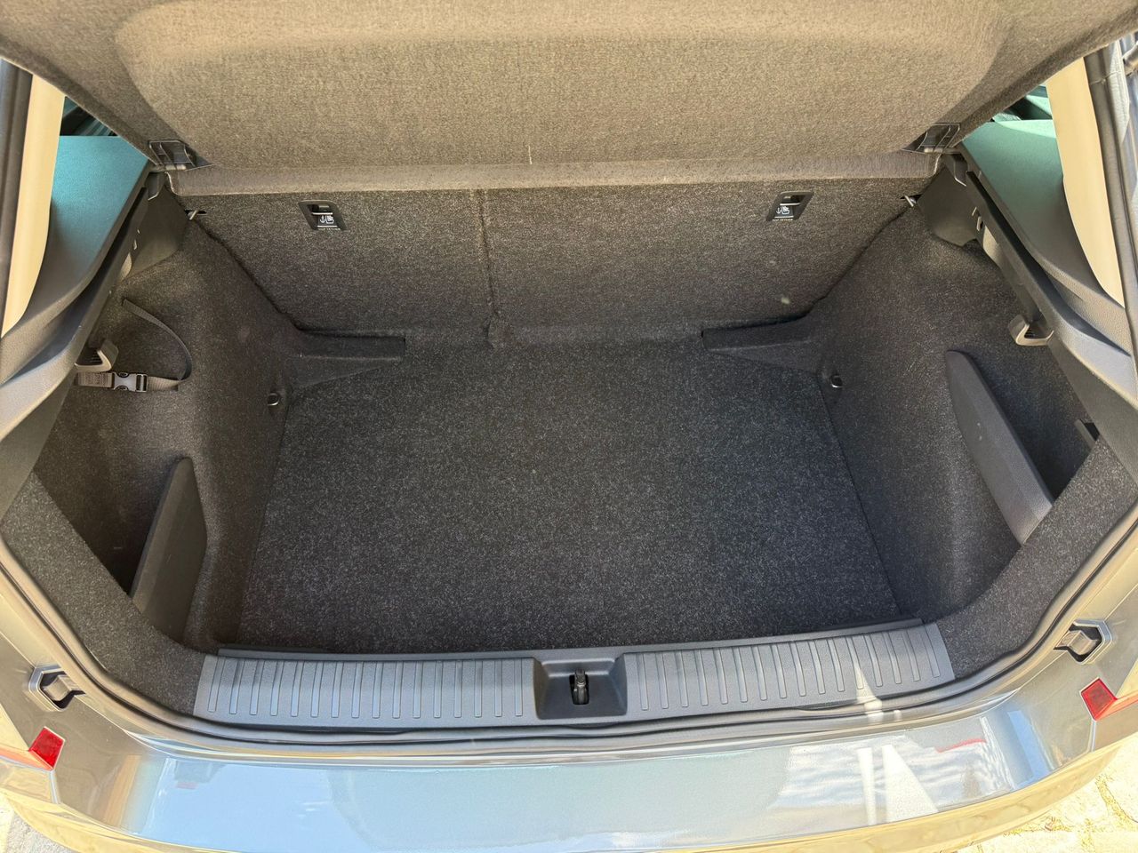 Skoda Kamiq 1.5 TSI DSG 150CV Style 2023 de segunda mano en Barcelona