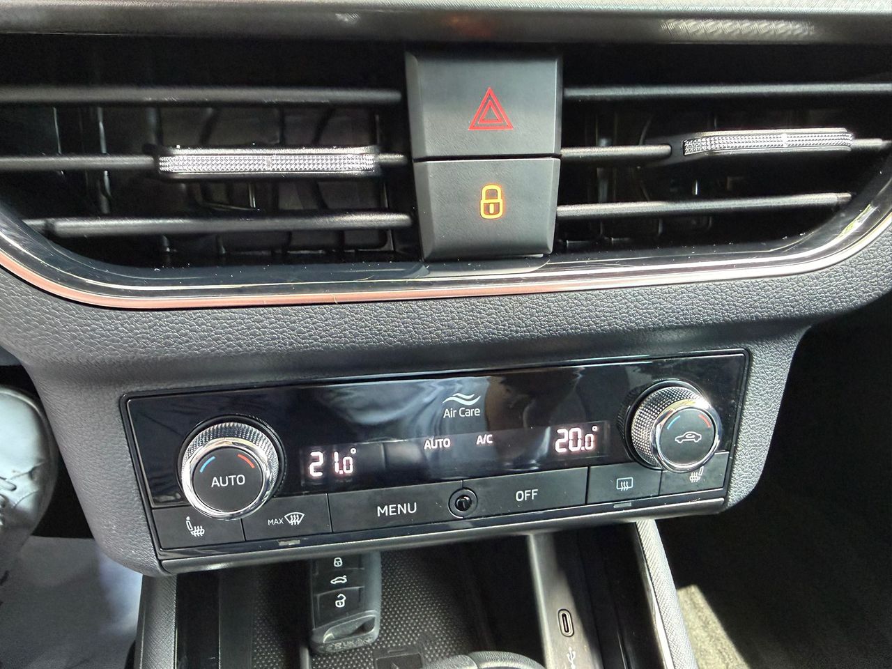 Skoda Kamiq 1.5 TSI DSG 150CV Style 2023 de segunda mano en Barcelona