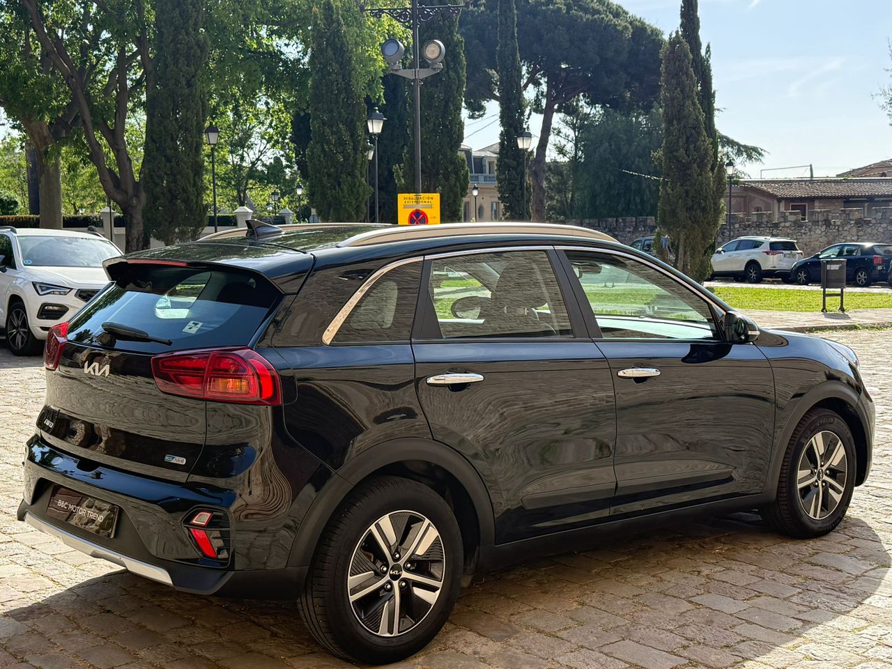 Kia Niro 1.6 GDI HEV Drive 141CV 2022 de segunda mano en Barcelona