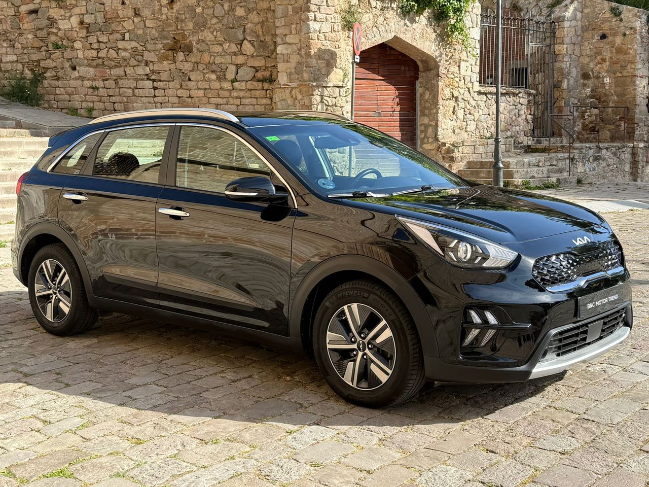 Kia Niro 1.6 GDI HEV Drive 141CV 2022 de segunda mano en Barcelona