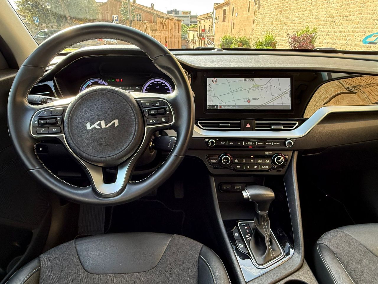 Kia Niro 1.6 GDI HEV Drive 141CV 2022 de segunda mano en Barcelona