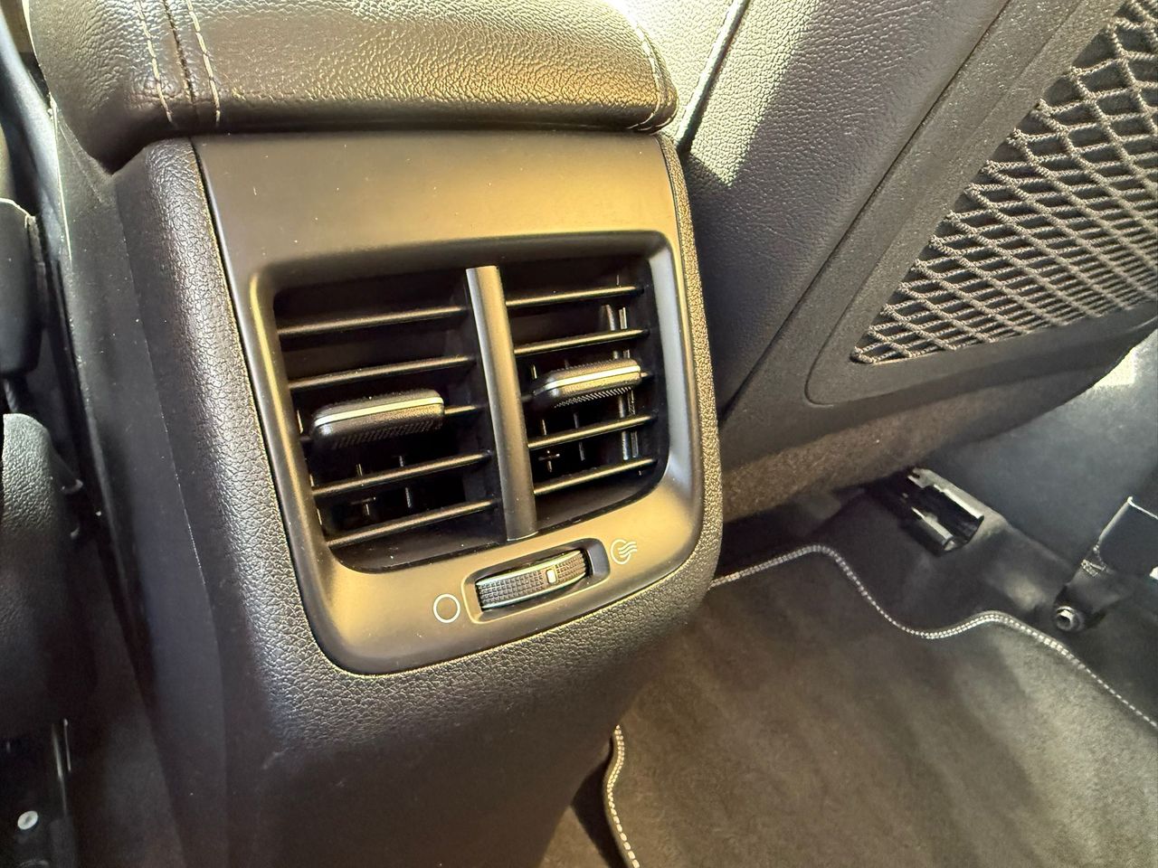 Kia Niro 1.6 GDI HEV Drive 141CV 2022 de segunda mano en Barcelona