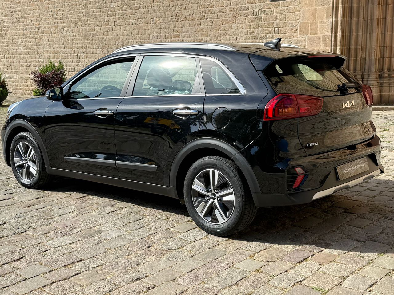 Kia Niro 1.6 GDI HEV Drive 141CV 2022 de segunda mano en Barcelona