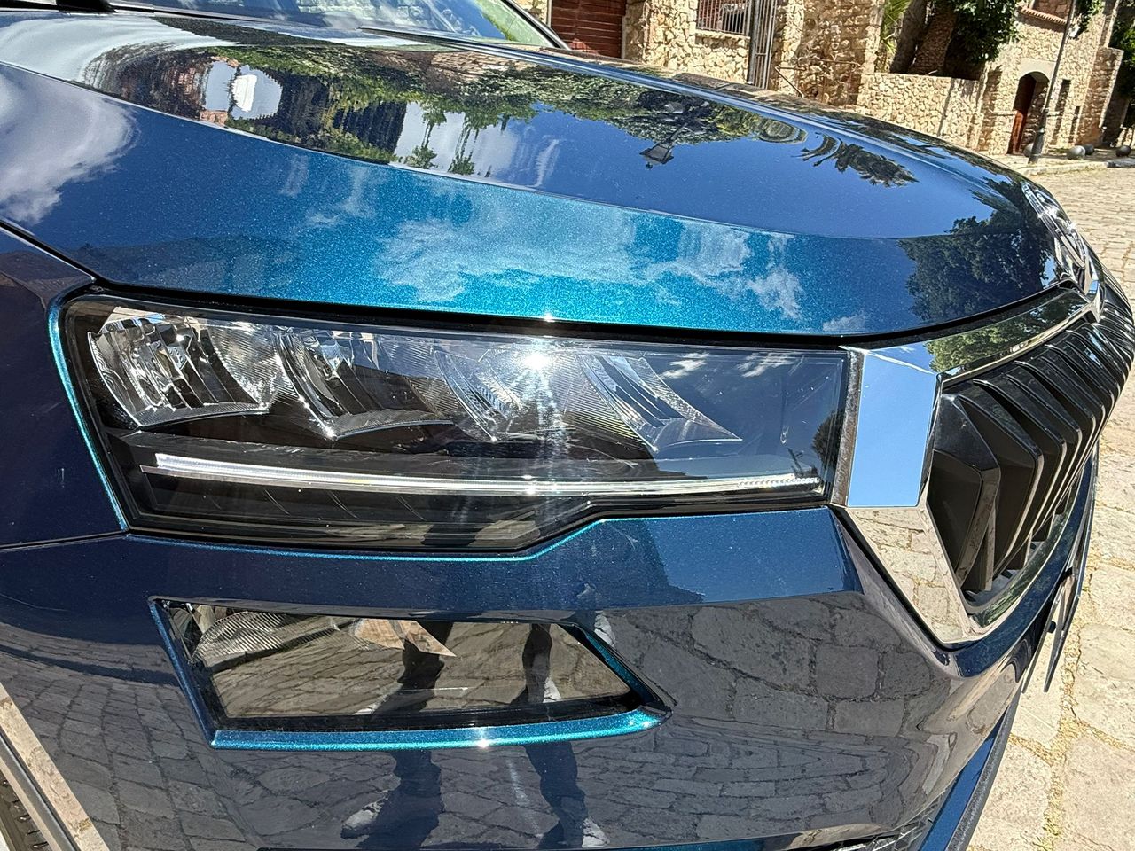 Skoda Karoq Ambition 2.0 TDI 150CV DSG 4x4 2022 de segunda mano en Barcelona