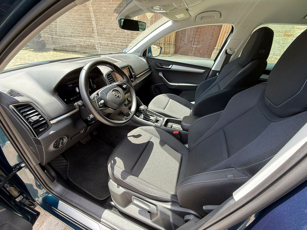 Skoda Karoq Ambition 2.0 TDI 150CV DSG 4x4 2022 de segunda mano en Barcelona