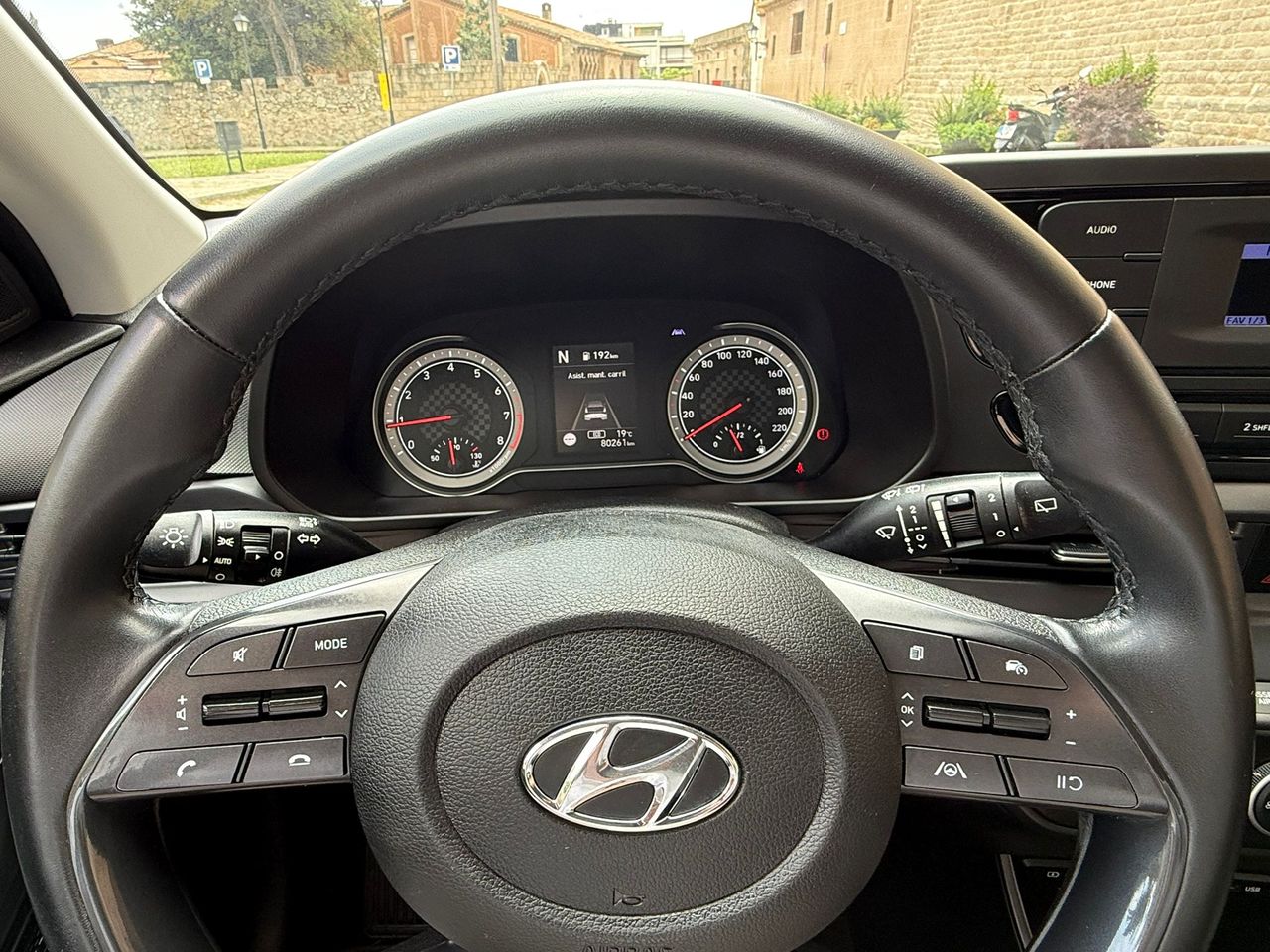 Hyundai i20 1.0 T-GDi 100CV 48V Essence 2021 de segunda mano en Barcelona