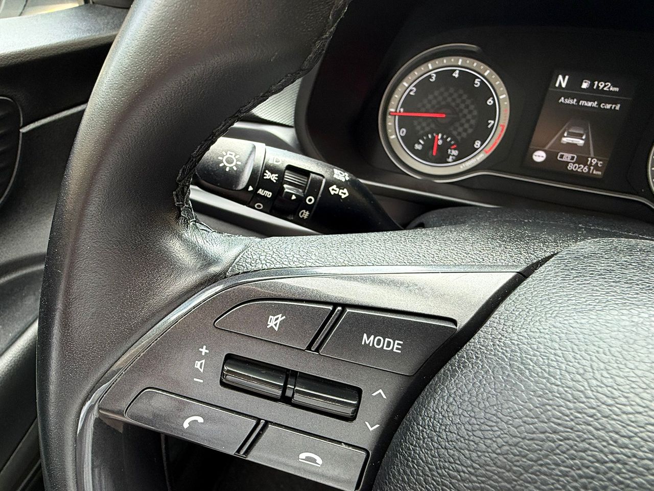 Hyundai i20 1.0 T-GDi 100CV 48V Essence 2021 de segunda mano en Barcelona