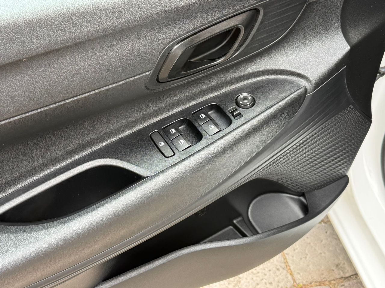 Hyundai i20 1.0 T-GDi 100CV 48V Essence 2021 de segunda mano en Barcelona