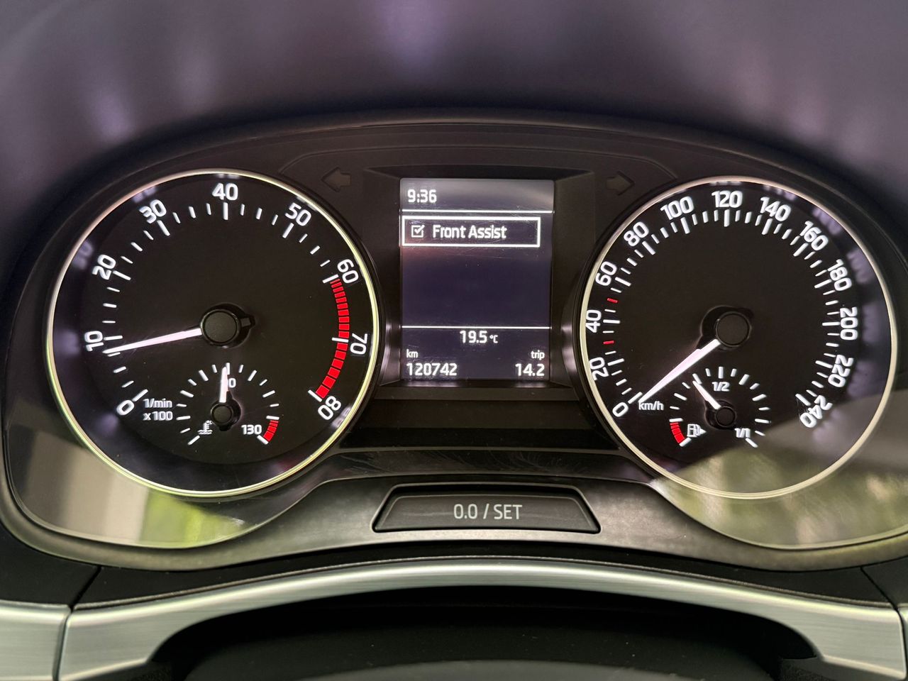 Skoda Fabia 1.0 MPI 75cv 2017 de segunda mano en Barcelona