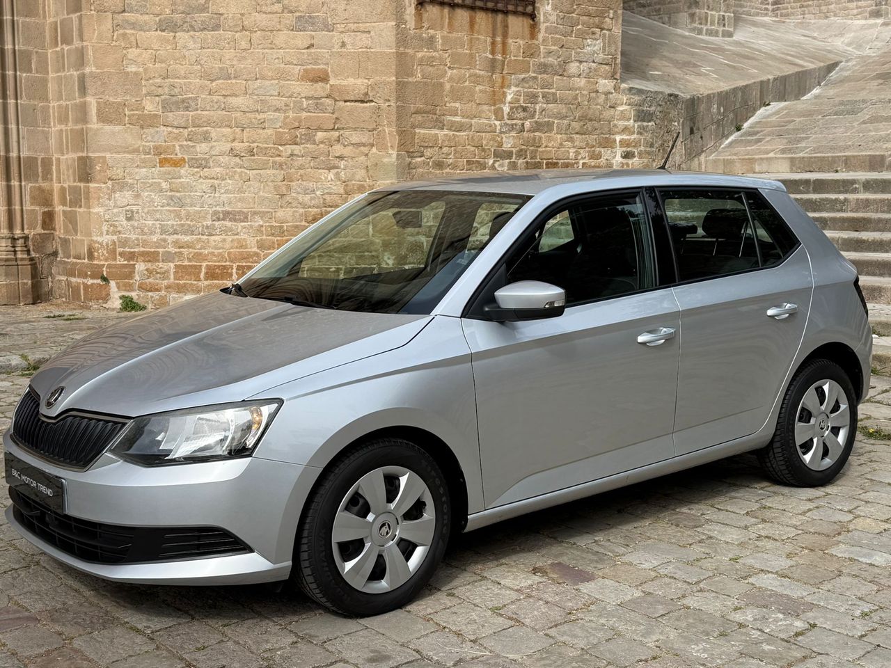 Skoda Fabia 1.0 MPI 75cv 2017 de segunda mano en Barcelona
