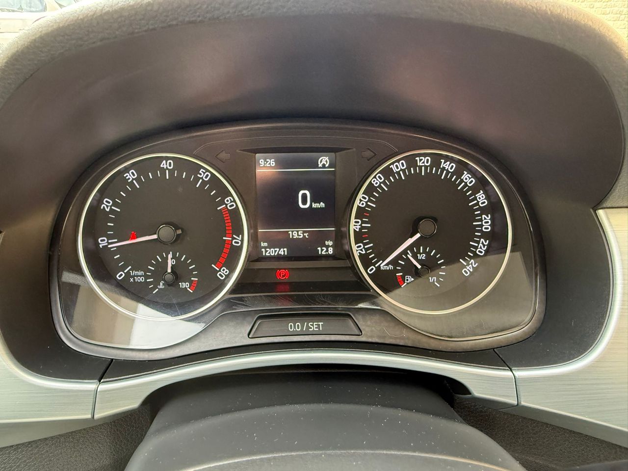 Skoda Fabia 1.0 MPI 75cv 2017 de segunda mano en Barcelona
