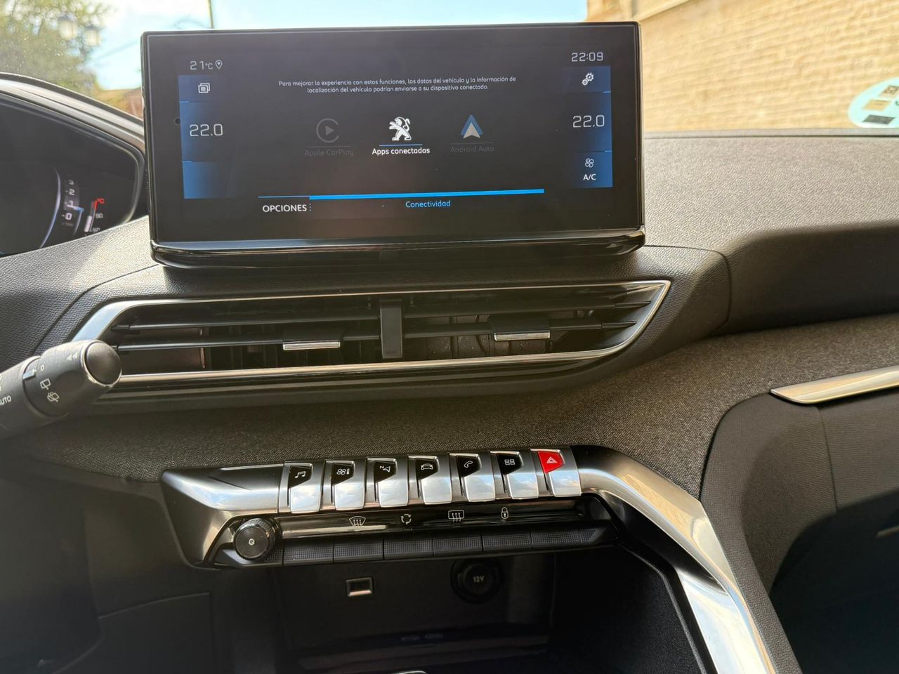 Peugeot 5008 1.5 BlueHDi 130CV EAT8 Allure Pack 2021 de segunda mano en Barcelona