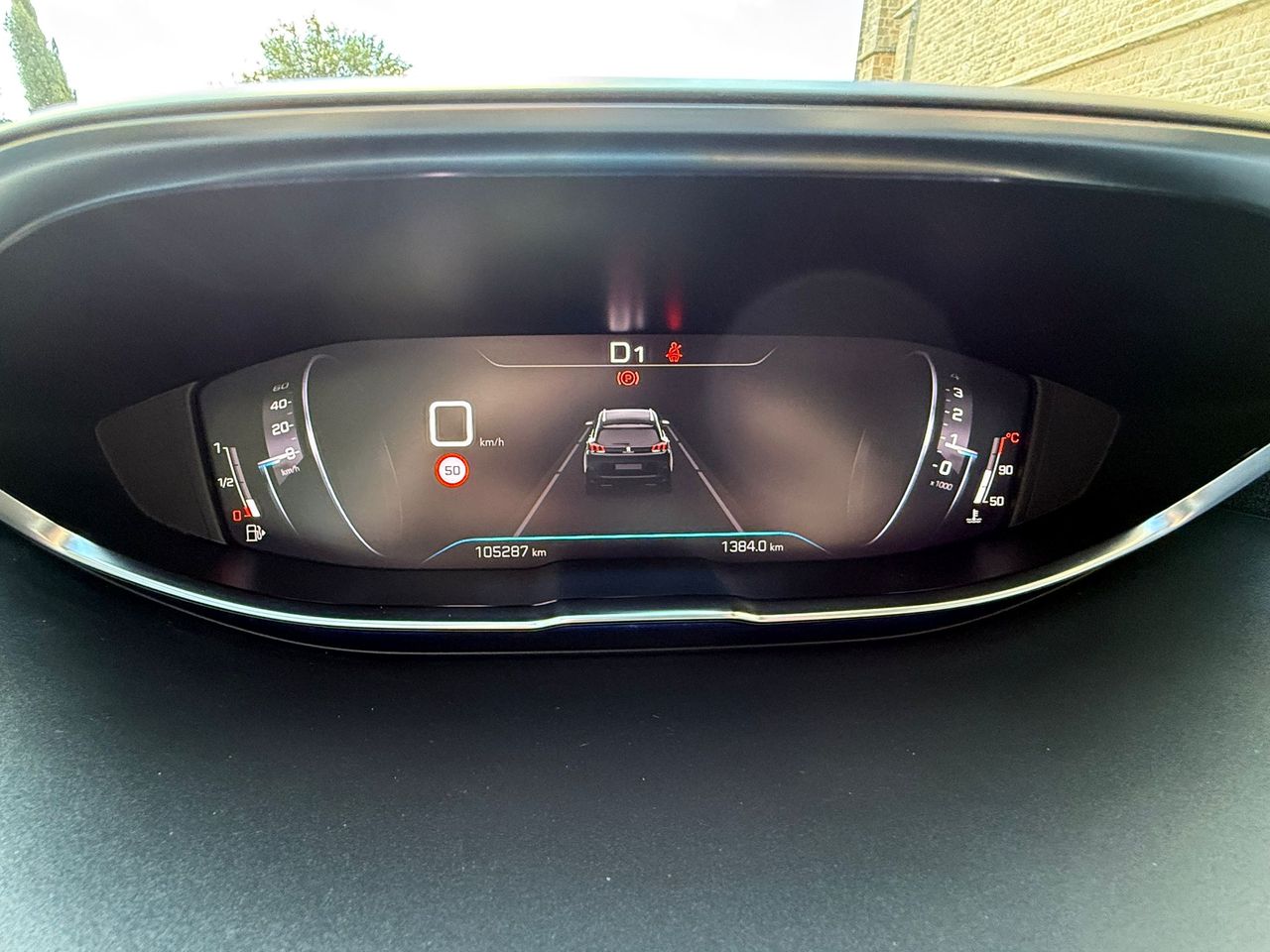 Peugeot 5008 1.5 BlueHDi 130CV EAT8 Allure Pack 2021 de segunda mano en Barcelona