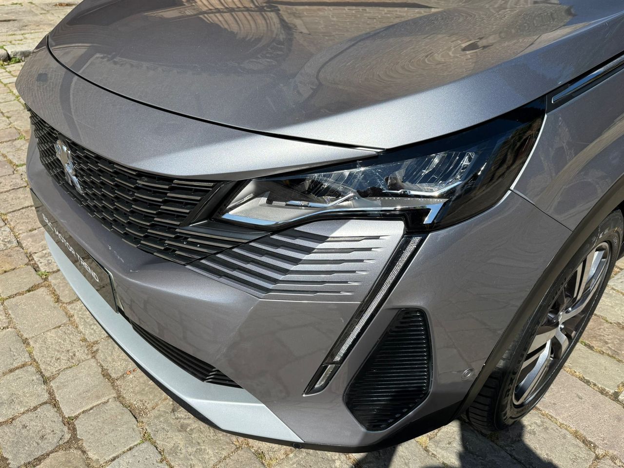Peugeot 5008 1.5 BlueHDi 130CV EAT8 Allure Pack 2021 de segunda mano en Barcelona