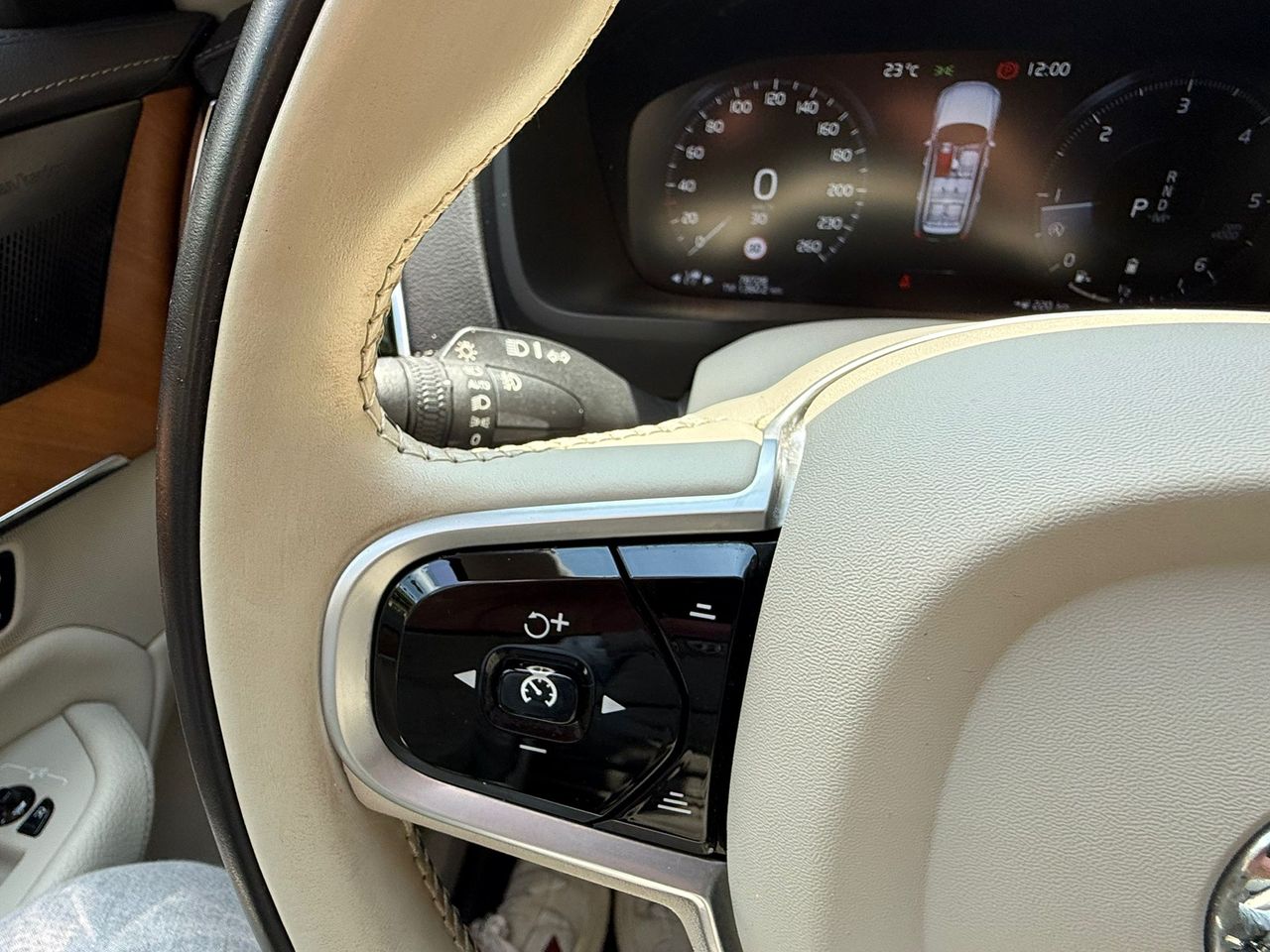 Volvo XC90 2.0 B5 D AWD Inscription 2020 de segunda mano en Barcelona