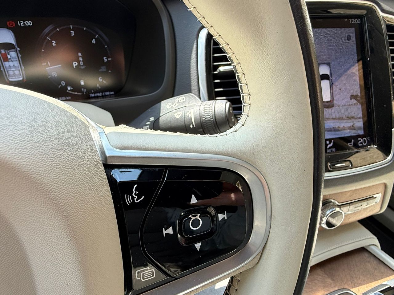 Volvo XC90 2.0 B5 D AWD Inscription 2020 de segunda mano en Barcelona