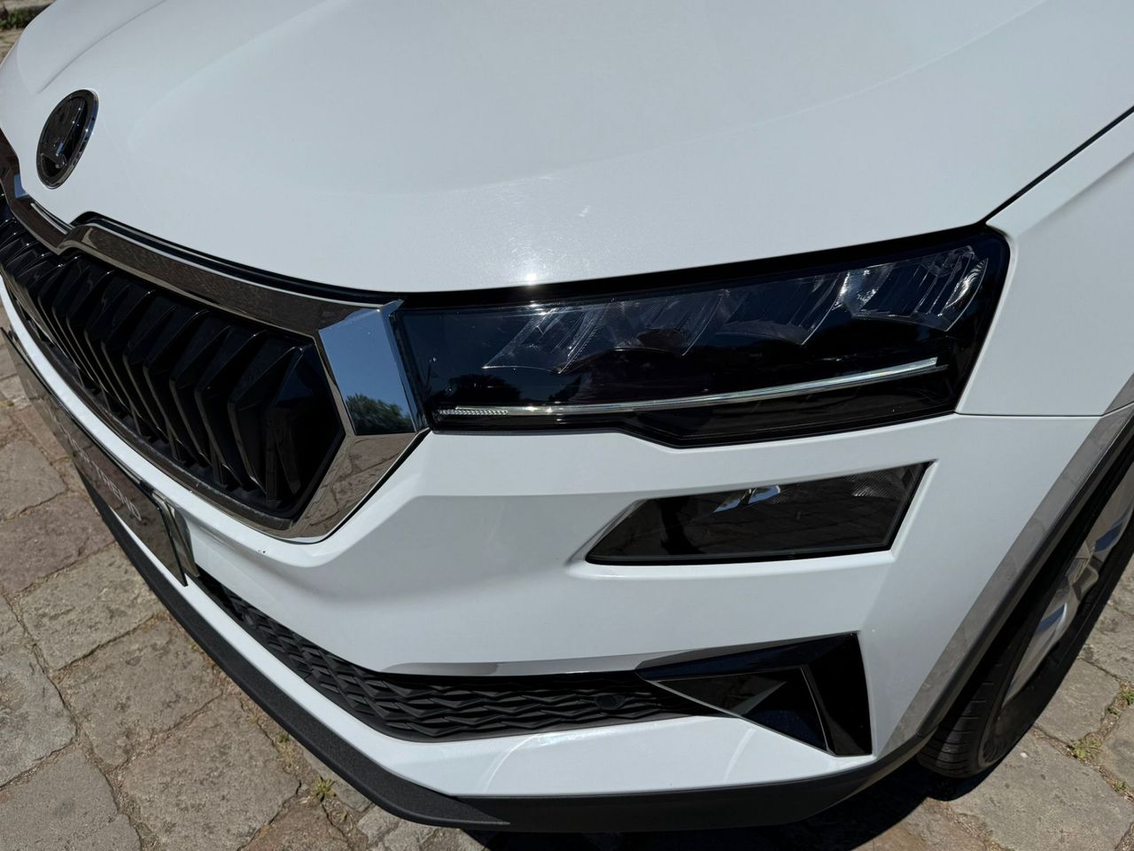 Skoda Karoq Karoq Ambition 1.5 TSI 110 kW 2023 de segunda mano en Barcelona