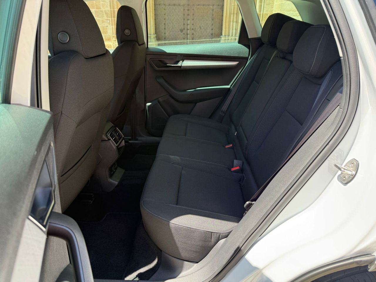 Skoda Karoq Karoq Ambition 1.5 TSI 110 kW 2023 de segunda mano en Barcelona