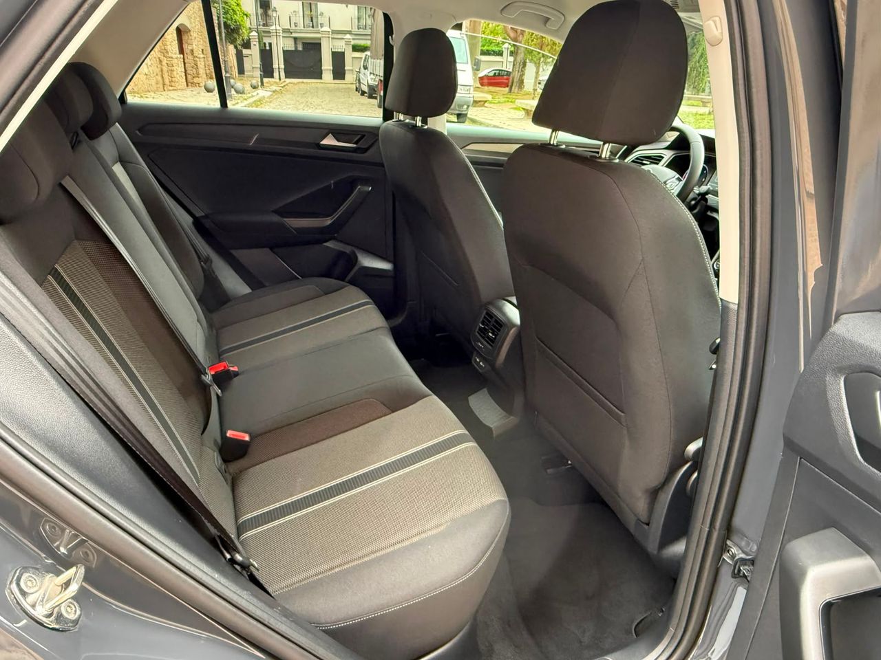 Volkswagen T-Roc T-Roc Life 2.0 TDI 110 kW 2022 de segunda mano en Barcelona