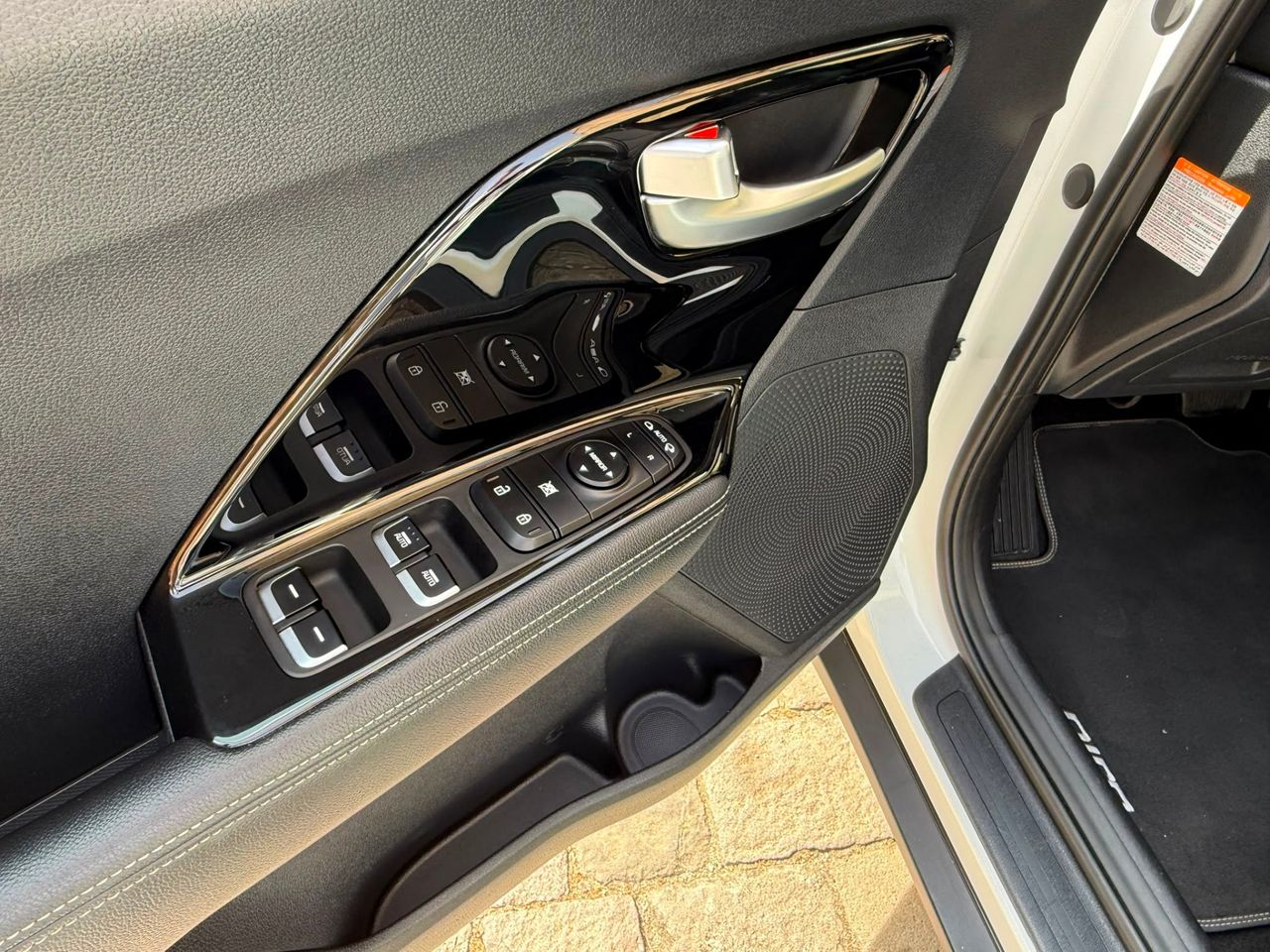 Kia Niro Niro 1.6 HEV Drive 2021 de segunda mano en Barcelona