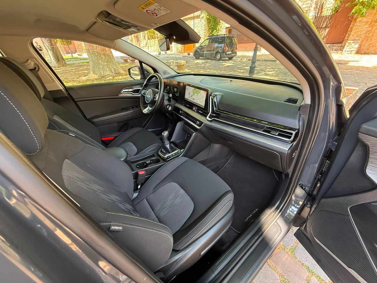 Kia Sportage Drive 1.6 T-GDI MHEV 110 kW 2023 de segunda mano en Barcelona