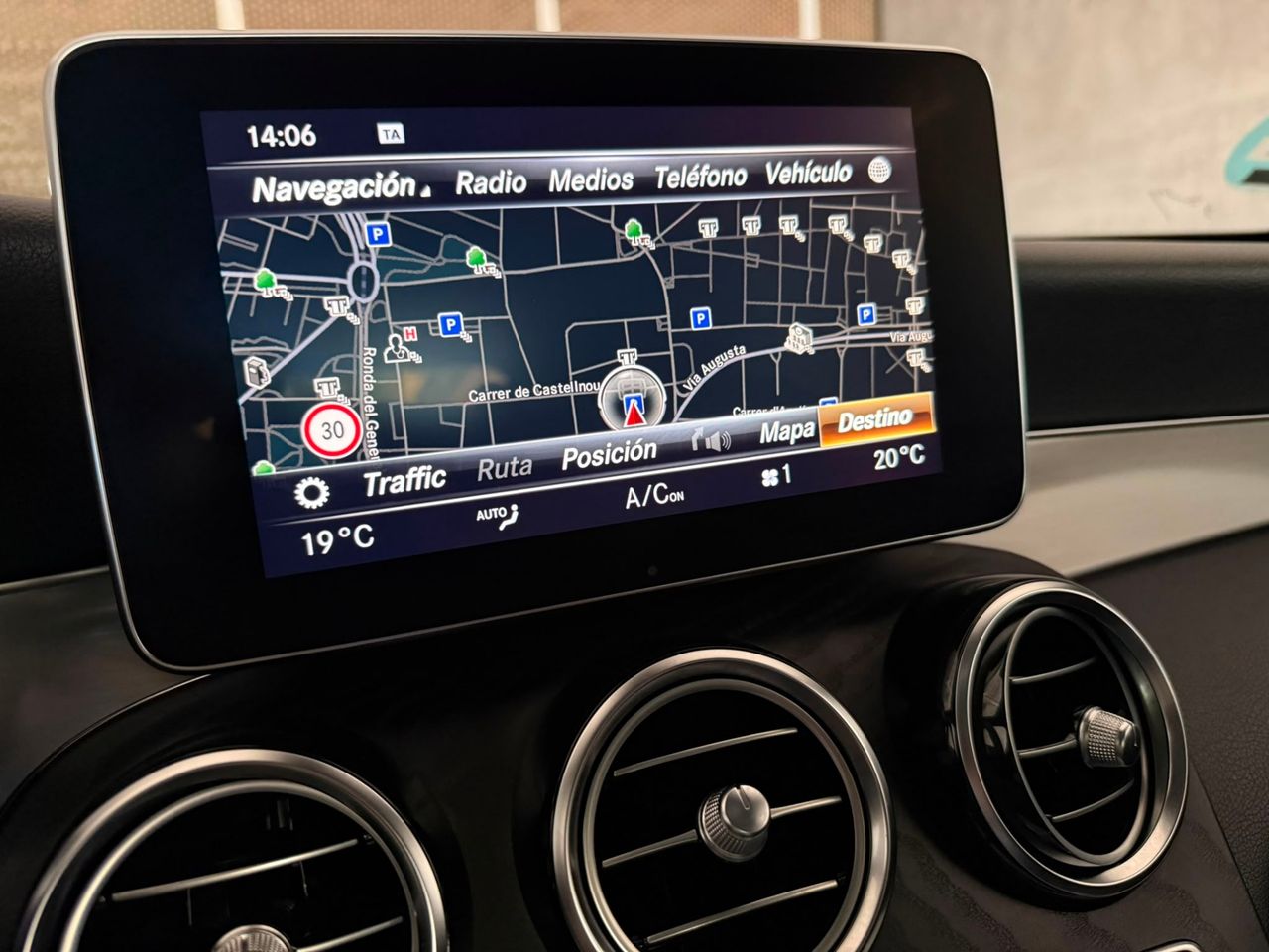 Mercedes GLC 220 d 4MATIC 2018 de segunda mano en Barcelona