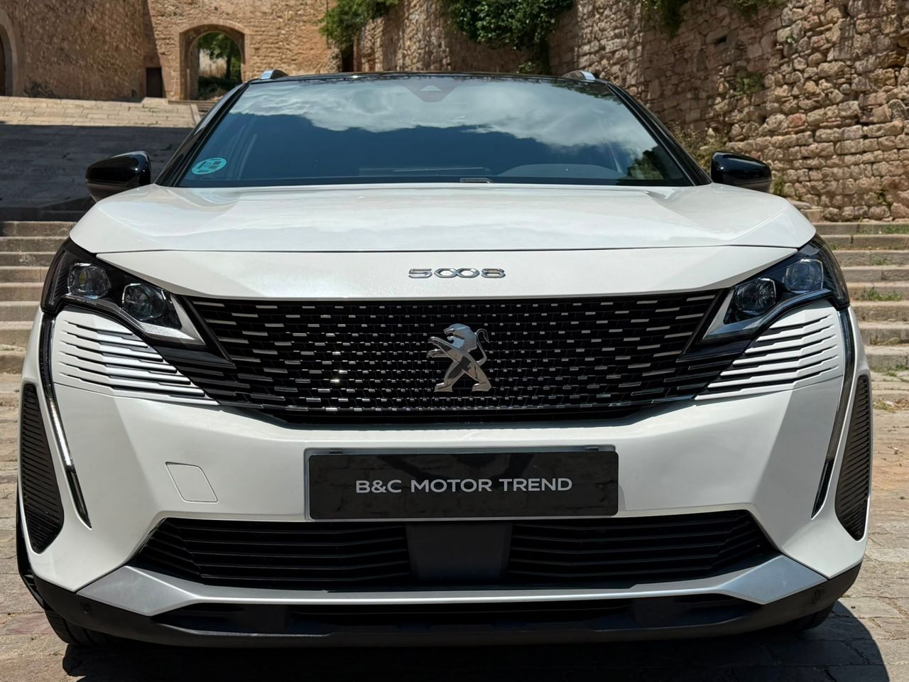 Peugeot 5008 GT Pack BlueHDi 130 S&S EAT8 2022 de segunda mano en Barcelona